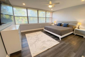 Gulf Breeze Condo w Pool Access!
